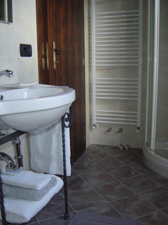 La Collina Dei Franchi Bed & Breakfast Camporgiano Bilik gambar
