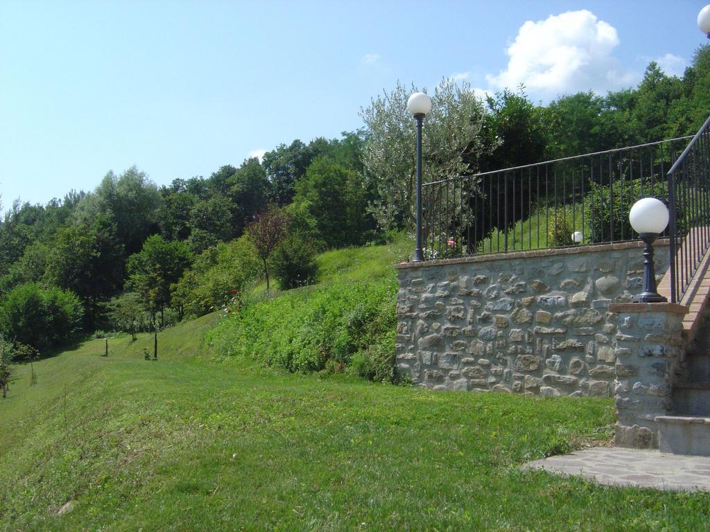La Collina Dei Franchi Bed & Breakfast Camporgiano Bilik gambar
