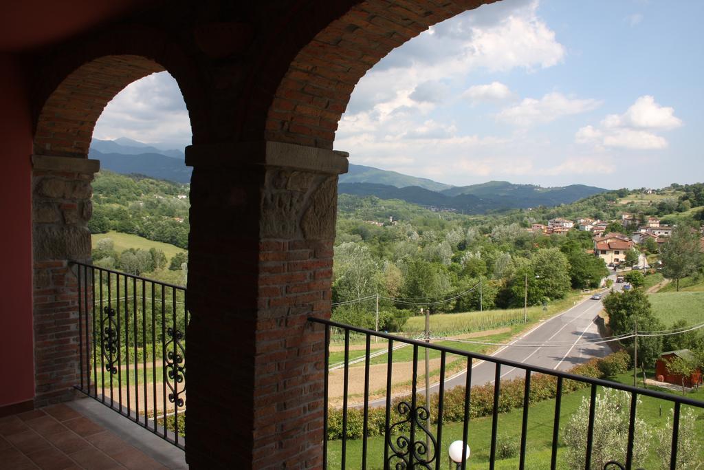 La Collina Dei Franchi Bed & Breakfast Camporgiano Bilik gambar
